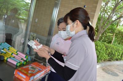 体操の前後には、体組織系でご自身の体脂肪率やBMIなどを測定いただきました。